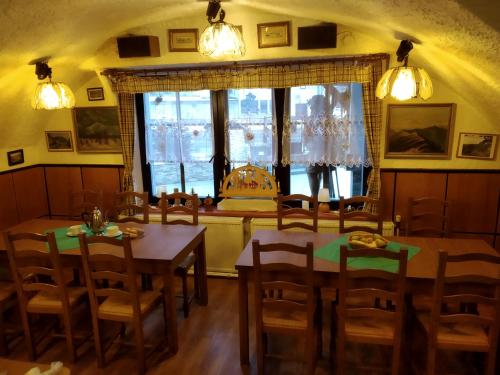 Ubytování Riegelにあるレストランまたは飲食店