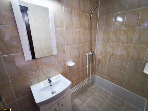 Et badeværelse på Complex Tropical