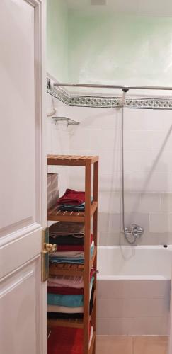 A bathroom at Piso romantico y espacioso
