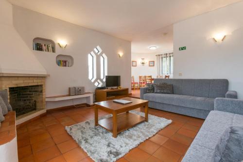 VILLA COELHO