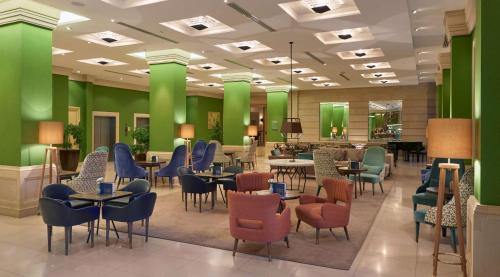 Гостиная зона в Hyatt Regency Baku