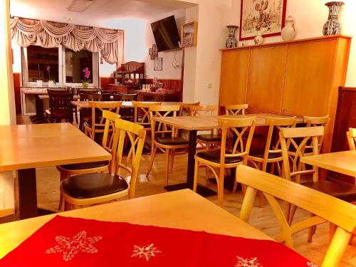 Εστιατόριο ή άλλο μέρος για φαγητό στο Andefu Hotel am Kantpark