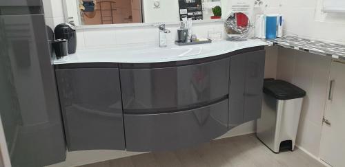 Η κουζίνα ή μικρή κουζίνα στο Chambres d'hôtes Chez Pat et Nanou