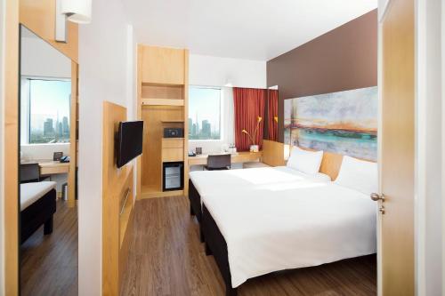 Ibis One Central - World Trade Centre Dubai Image