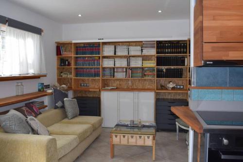 h2h Myrto #Λειτουργικό studio 30' Αθήνα, 15' Αεροδρομιο