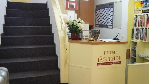 Perpustakaan di hotel