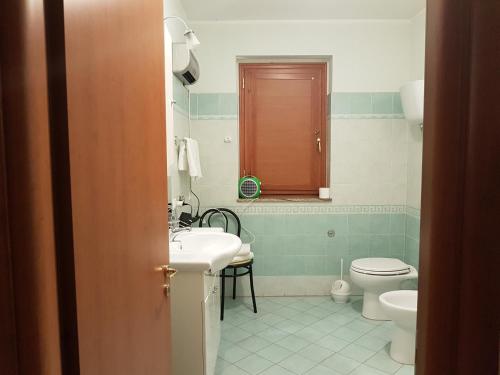 A bathroom at Hotel Il Baronetto