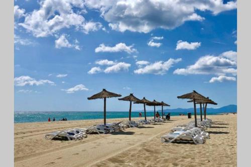 Barcaresa-VILLA SUR LE SABLE VUE MER PANORAMIQUE PISCINE CLIM WIFI