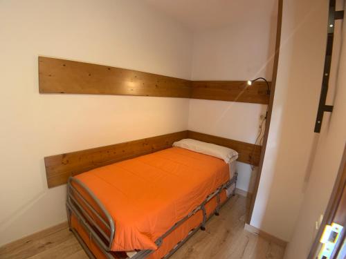 Katil atau katil-katil dalam bilik di Apartamentos Los Lagos
