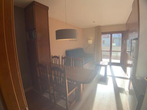 Ruang duduk di Apartamentos Los Lagos