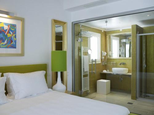 Koupelna v ubytování Salvator Villas & Spa Hotel