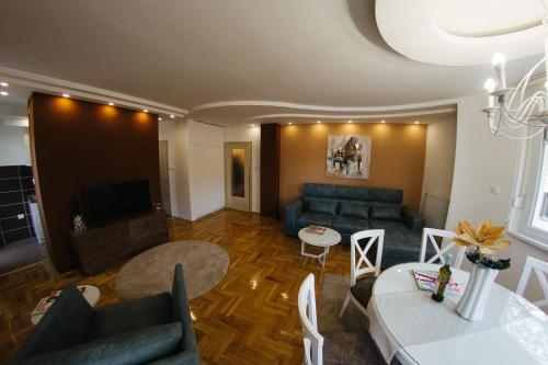 Apartment Experience – Photos 3