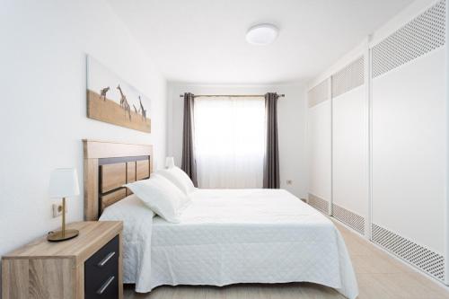 Home2Book Pool & Relax The Heights, Los Cristianos