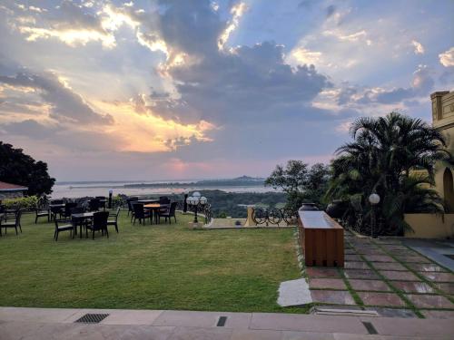 Gallery image of Noor-Us-Sabah Palace in Bhopal