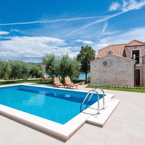 Holiday Home Lovište – Photos 2