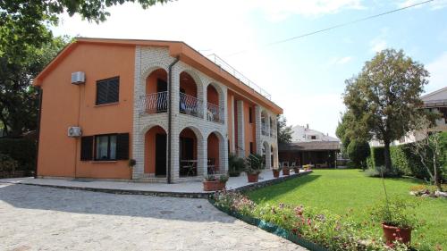 Apartment Prosinečki