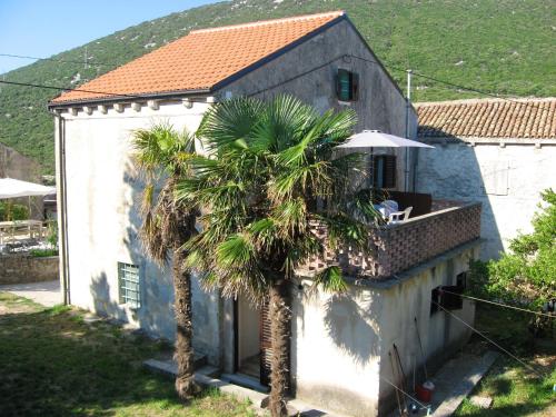 Charming House in Sveti Jakov, Mountain View