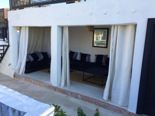 馬拉喀什的住宿－5 bedrooms villa with city view private pool and furnished terrace at Medina Marrakech，相簿中的一張相片