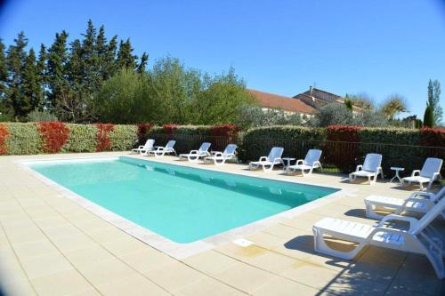 モントゥーにあるAppartement de 2 chambres avec piscine partagee jardin clos et wifi a Monteuxのギャラリーの写真