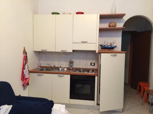 Η κουζίνα ή μικρή κουζίνα στο Hotel Riviera Sanremo