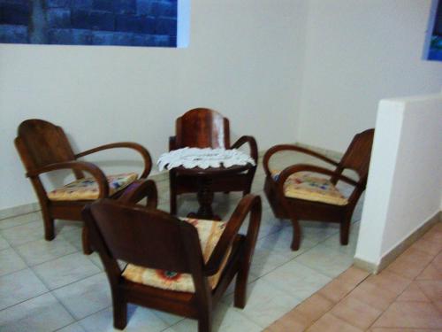 Predel za sedenje v nastanitvi Appartement de 3 chambres avec jardin clos et wifi a Port Louis a 3 km de la plage