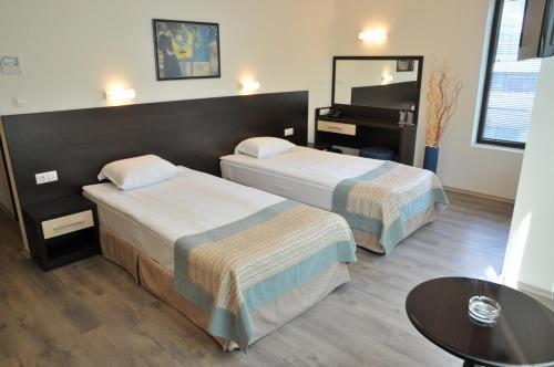 Foto da galeria de Hotel Burgas Free University em Burgas