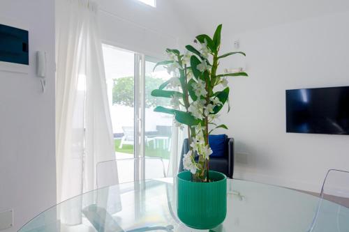 Rooms & Suites Princesa Leticia - Puerto del Carmen, Lanzarote - Near the Beach