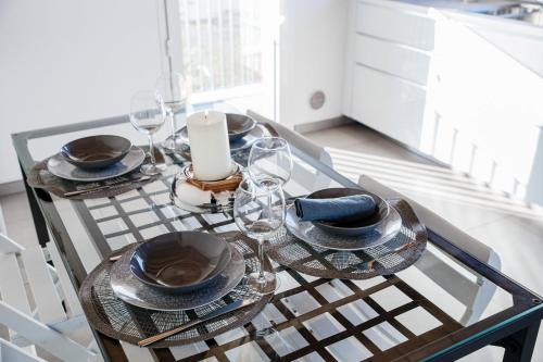 Gambar di galeri bagi White Attic - by MyHomeInComo di Camnago Volta