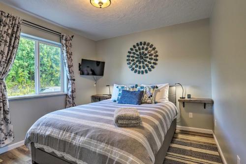 A bed or beds in a room at Secluded Palmer Home with Mountain Views!