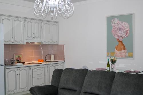 Кухня или мини-кухня в Golden Park Hotel
