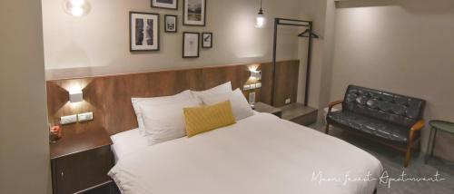 Una cama o camas en una habitación de Morn forest apartment