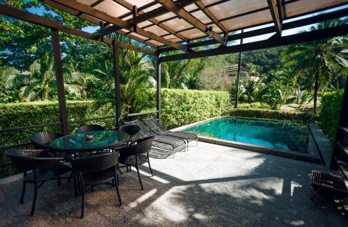 Gallery image of Koh Chang Beach Villas in Ko Chang