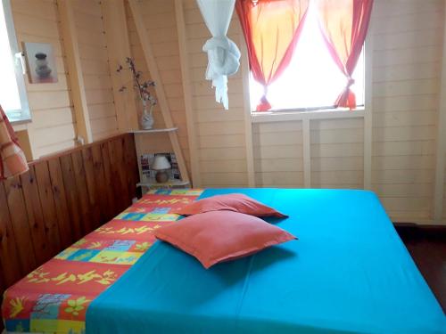Gallery image of Chalet d'une chambre avec terrasse amenagee et wifi a Le Moule a 3 km de la plage in Le Moule