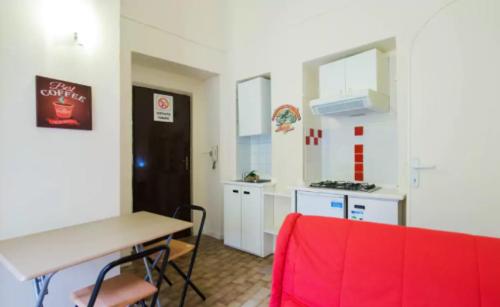 One bedroom appartement with city view balcony and wifi at Asti