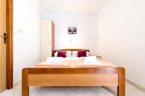 Postel nebo postele na pokoji v ubytování Charming Studio in Zavala - 25 m² - Parking Included