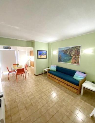 Charming apartment with balcony in Portimão, 55 sqm, pool view