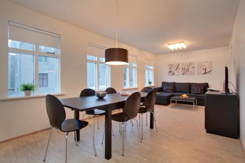 Jed&aacute;lensk&aacute; časť v apartm&aacute;ne