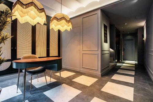 Reina 107 Beach Boutique photo 41