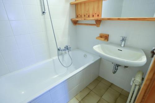 Koupelna v ubytování Res. Marilleva 1400 Apt.Solandra