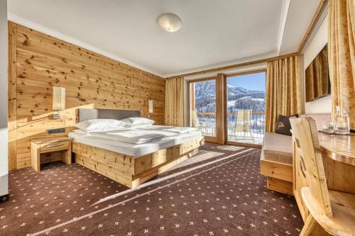 Afbeelding uit fotogalerij van Brunelle Seiser Alm Lodge in Alpe di Siusi