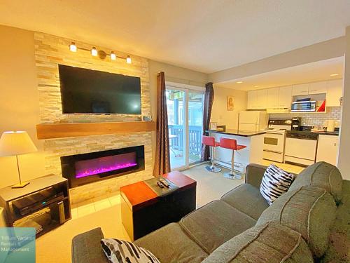 Classy Mountainside Studio – Photos 2
