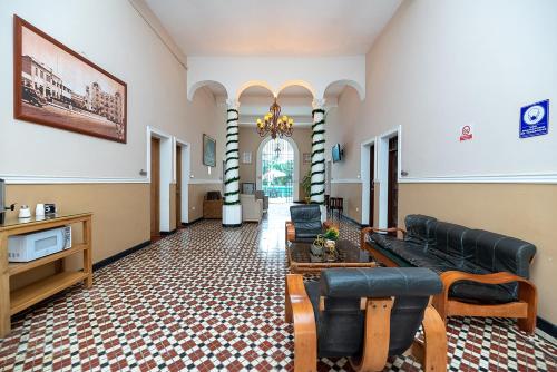 Posezení v ubytování Hotel Ayenda Skall 1319
