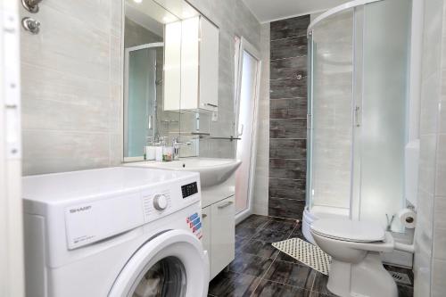 Beautiful 2-Bed Apartment