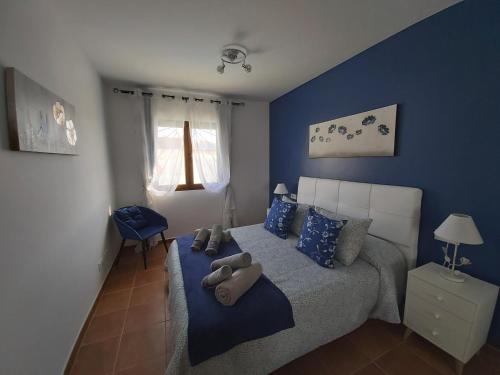 Postel nebo postele na pokoji v ubytování Villa Thais, private heated pool, ideal for your holidays in Caleta de Fuste