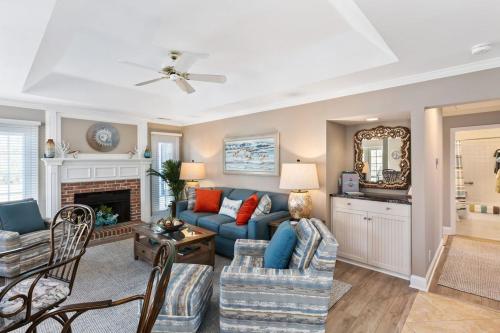 2 BR Evian Gorgeous Golf Views King 2 Twins Fold Out Bikes & Beach Gear included 2 Parking passes photo 14