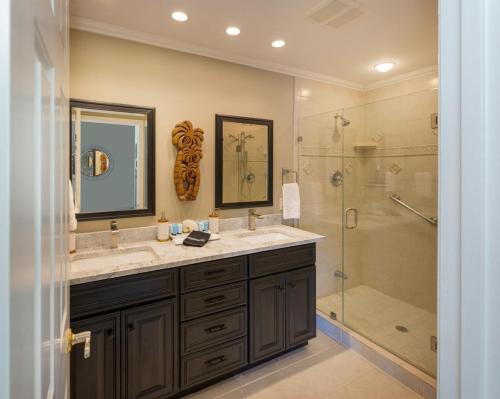 2 BR Evian Gorgeous Golf Views King 2 Twins Fold Out Bikes & Beach Gear included 2 Parking passes photo 4