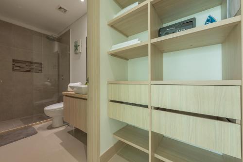 Bilik mandi di MURANO ELITE NEW OCEAN FRONT DUPLEx