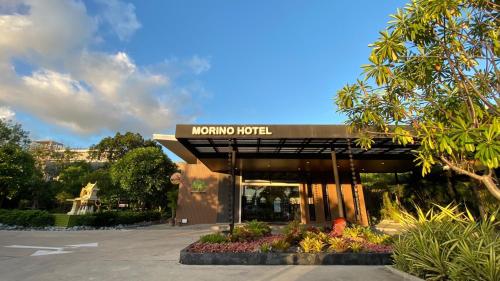 Bangunan di mana terletaknya hotel