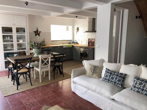 Big family house in the Center of el port de la selva, Port ...