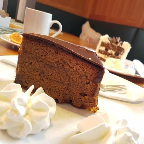 Đồ ăn tại/gần khách sạn